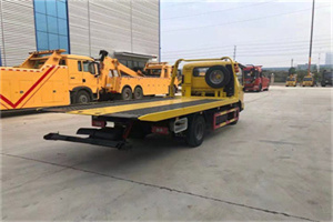 武功非事故拖车